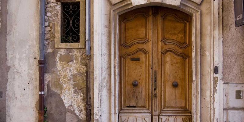 武术兵器收藏指南：从Kung Fu文化中领悟纪律与传承的艺术